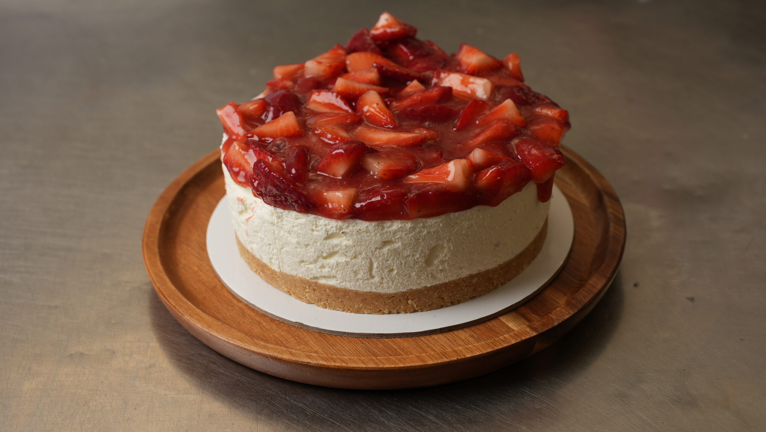 Nepečeni cheesecake sa svežim jagodama - Slika 3